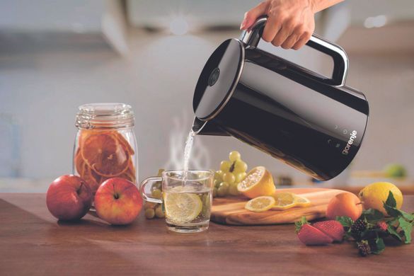 Електрочайник Gorenje 1.7л, подвійні стінки, LED дисплей, Strix контроль, чорний (K17DWD)