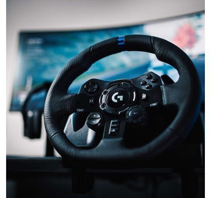 Фото: 8 из 10, Кермо Logitech G923 For PS4 And PC Black (941-000149), купить за 13 599 грн со скидкой в Смартс | smarts.ua