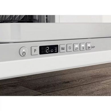 Фото: 8 из 12, Посудомийна машина Whirlpool вбудована, 14компл., A+++, 60см, дисплей, інвертор, 3й кошик, білий (WIC3C33PFE), купить за 18 555 грн со скидкой в Смартс | smarts.ua